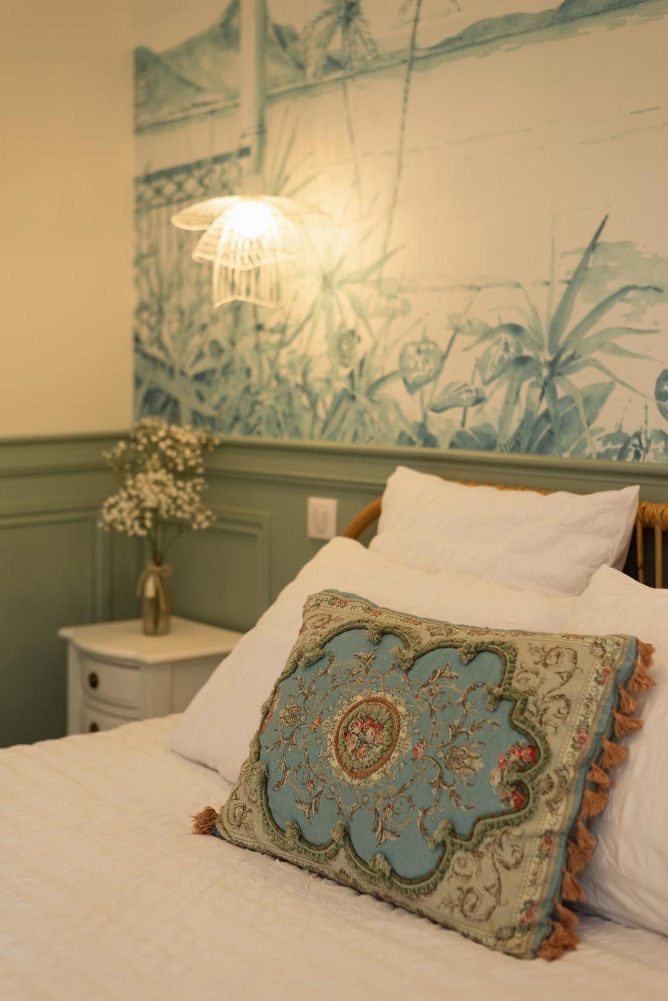 Manoir De Laroque Delprat Bed & Breakfast Autoire Dış mekan fotoğraf
